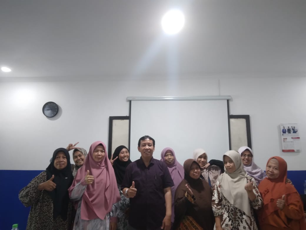 Timba Wawasan Baru, Marketing Sekolah SMA Kertajaya Gelar Workshop IMC
