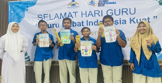 “Guru Hebat, Indonesia Kuat” — SMA Kertajaya Rayakan Hari Guru dengan Apresiasi Karya Siswa