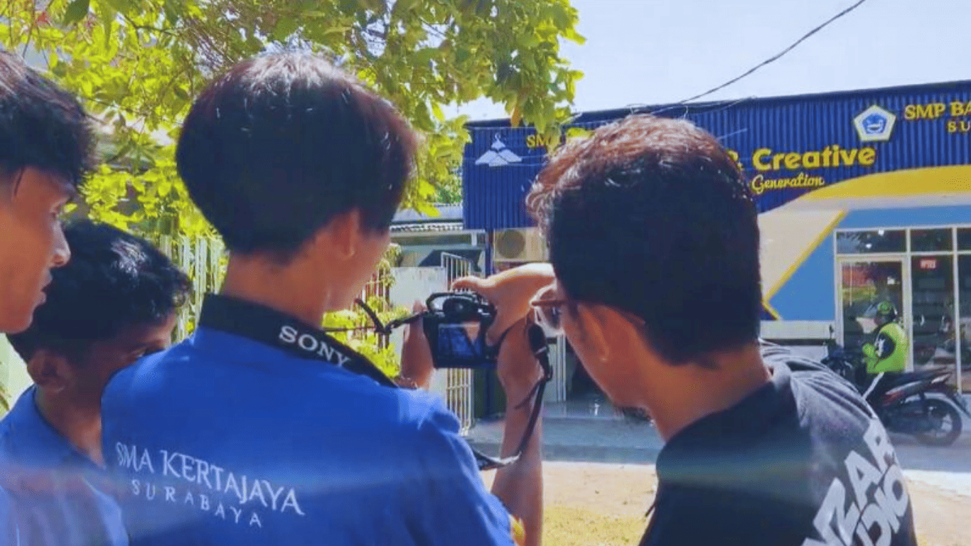 Kelas Desain dan Fotografi